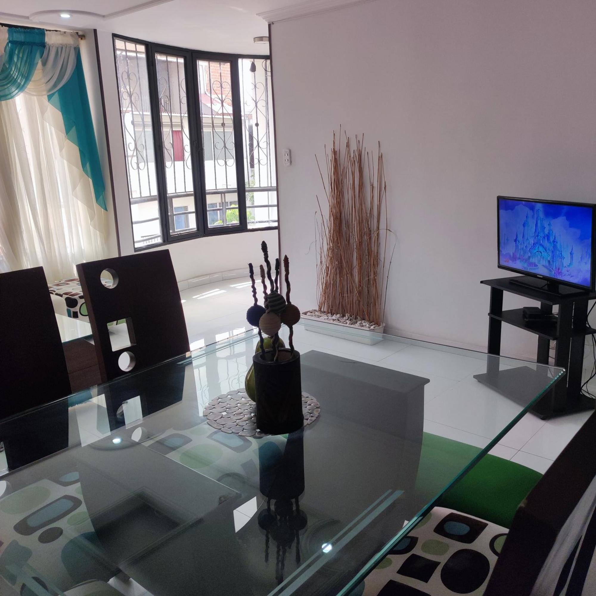 Vivienda Turistica Benicalap! Apartment Cali Ngoại thất bức ảnh